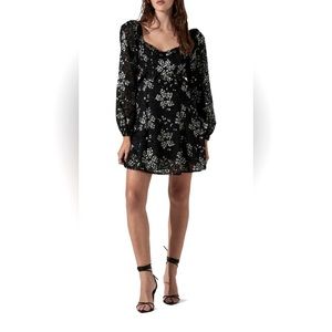 ASTR Avila Floral Long Sleeve Dress